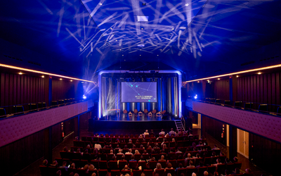 KICK OFF. URBAN HARBOR Alt-Text